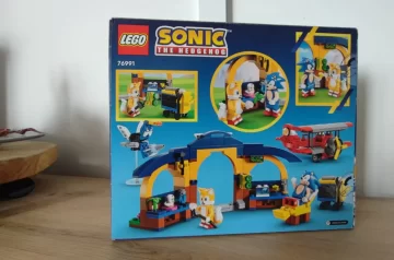 LEGO Sonic. Zestaw Tails z warsztatem i samolotem Tornado 76991