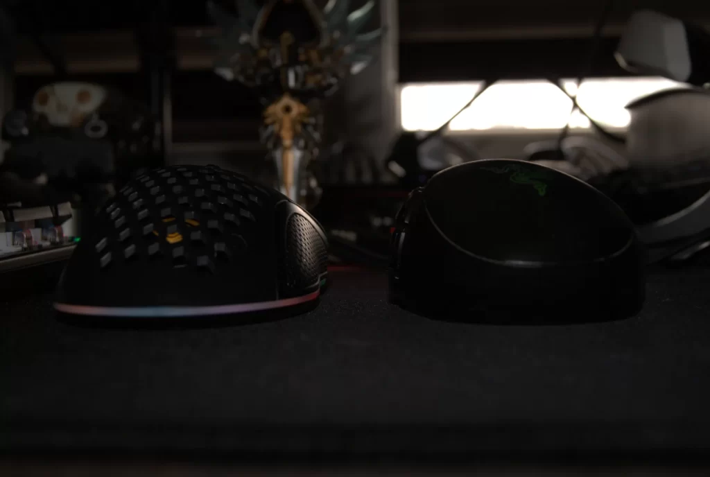 Genesis Krypton 555 i Razer Naga Trinity