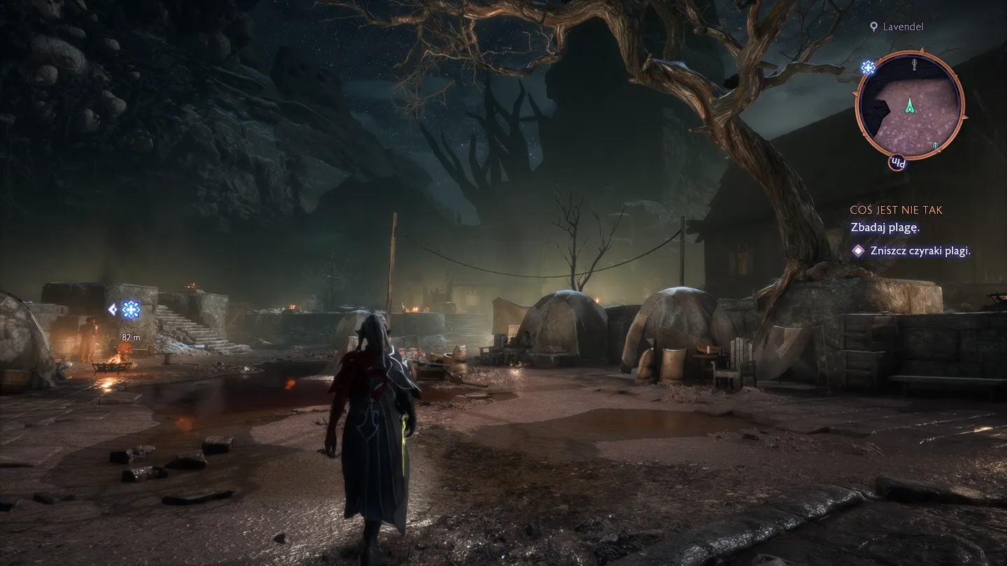 Dragon Age: The Veilguard - lokacja Lavendel podczas misji 'Coś jest nie tak', obóz z namiotami w mrocznej scenerii, zadanie zbadania plagi, atmosferyczna sceneria z płonącymi pochodniami i powykręcanymi drzewami