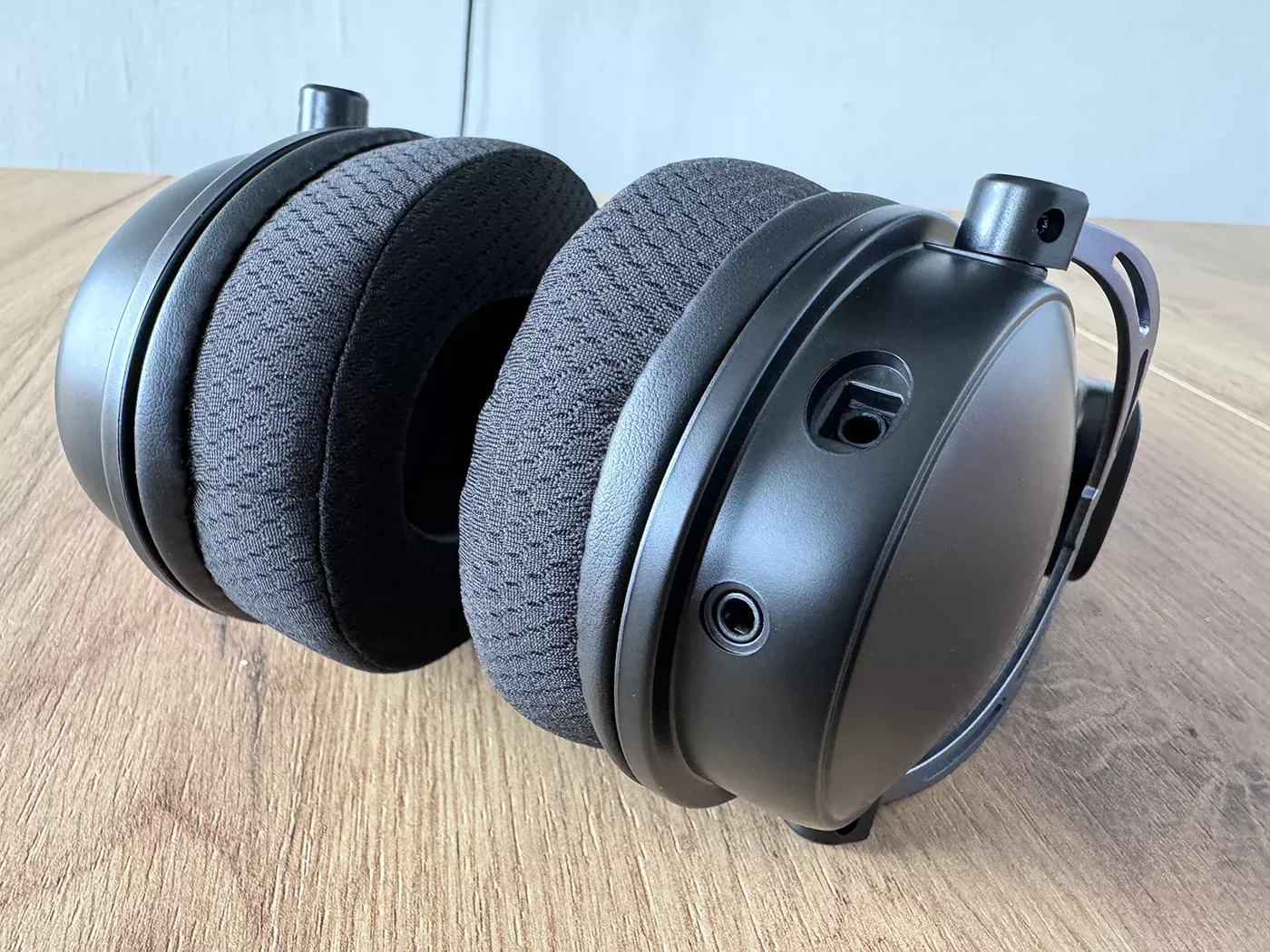 genesis-toron-301-531-recenzja-pograne-galeria-2