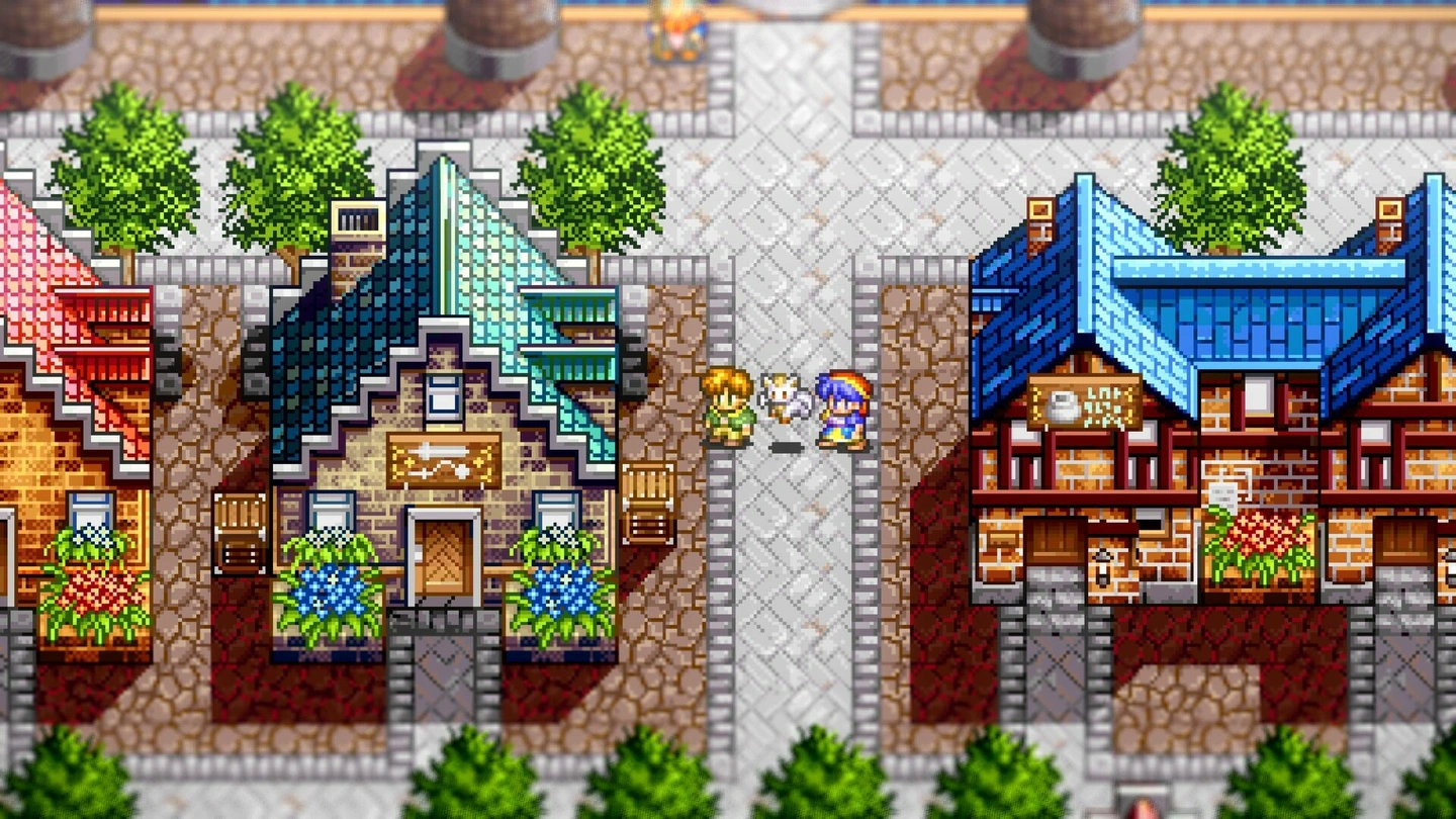 Scena w mieście z LUNAR. Bohaterowie rozmawiają na brukowanej ulicy przed kolorowymi domami z charakterystyczną architekturą. Widoczne dekoracyjne drzewa i kwiaty.