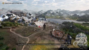 Widok na ob&oacute;z, z czekającym obok oficerem i majestatyczną bramą w tle.