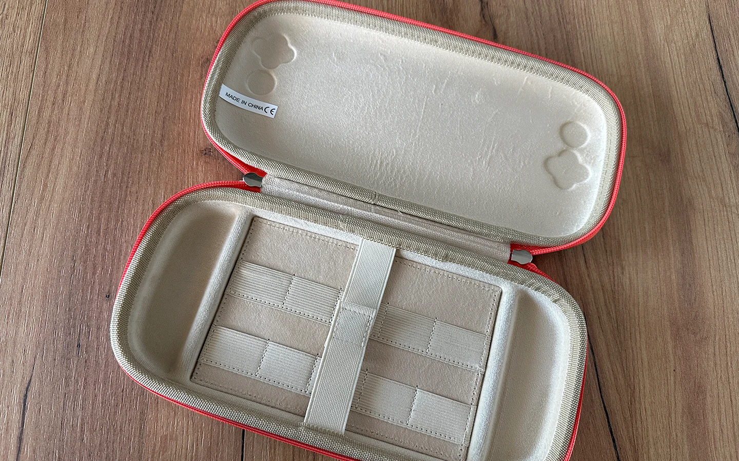 Wnętrze Colorful Ultra-thin Carrying Case