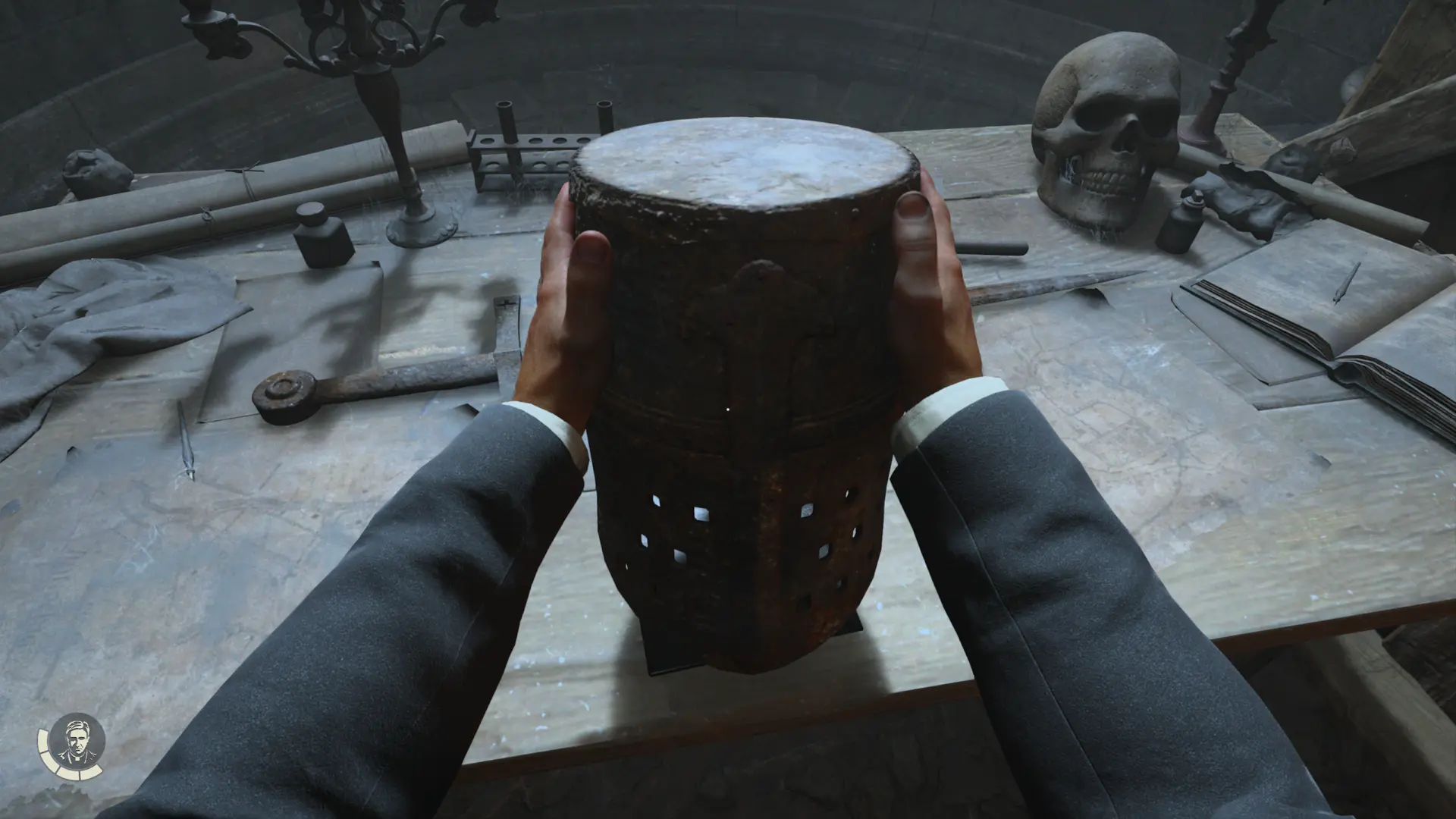 Zakon Olbrzym&oacute;w - hełm krzyżowca