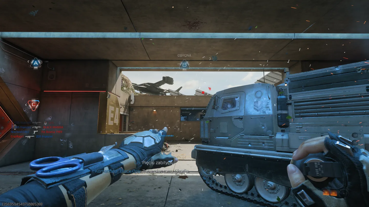 Akcja w trybie dominacji Black Ops 7 &ndash; obrona punktu i walka z przeciwnikami podczas intensywnych starć.