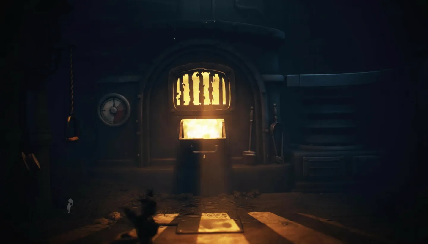 Screen przedstawia klimatyczne wnętrze z rozżarzonym piecem w grze Little Nightmares III.