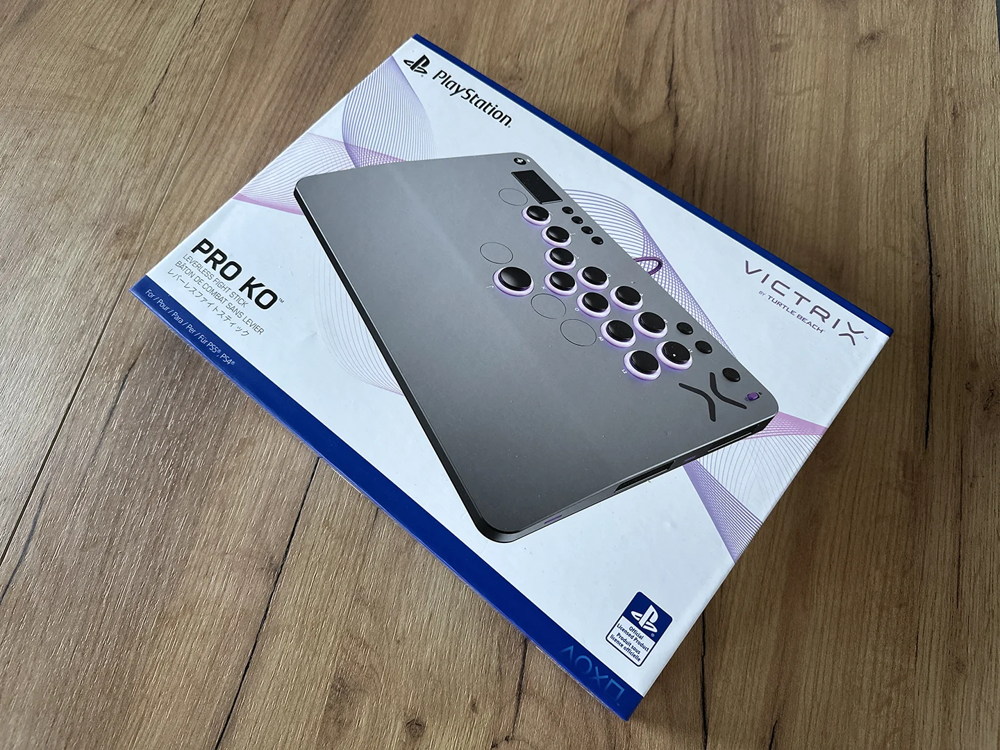 Pudełko Victrix Pro KO Leverless Fight Stick