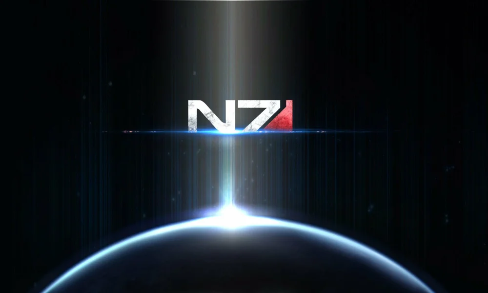 Logo N7 z serii Mass Effect na czarnym tle – symbol Dnia N7 i serii BioWare