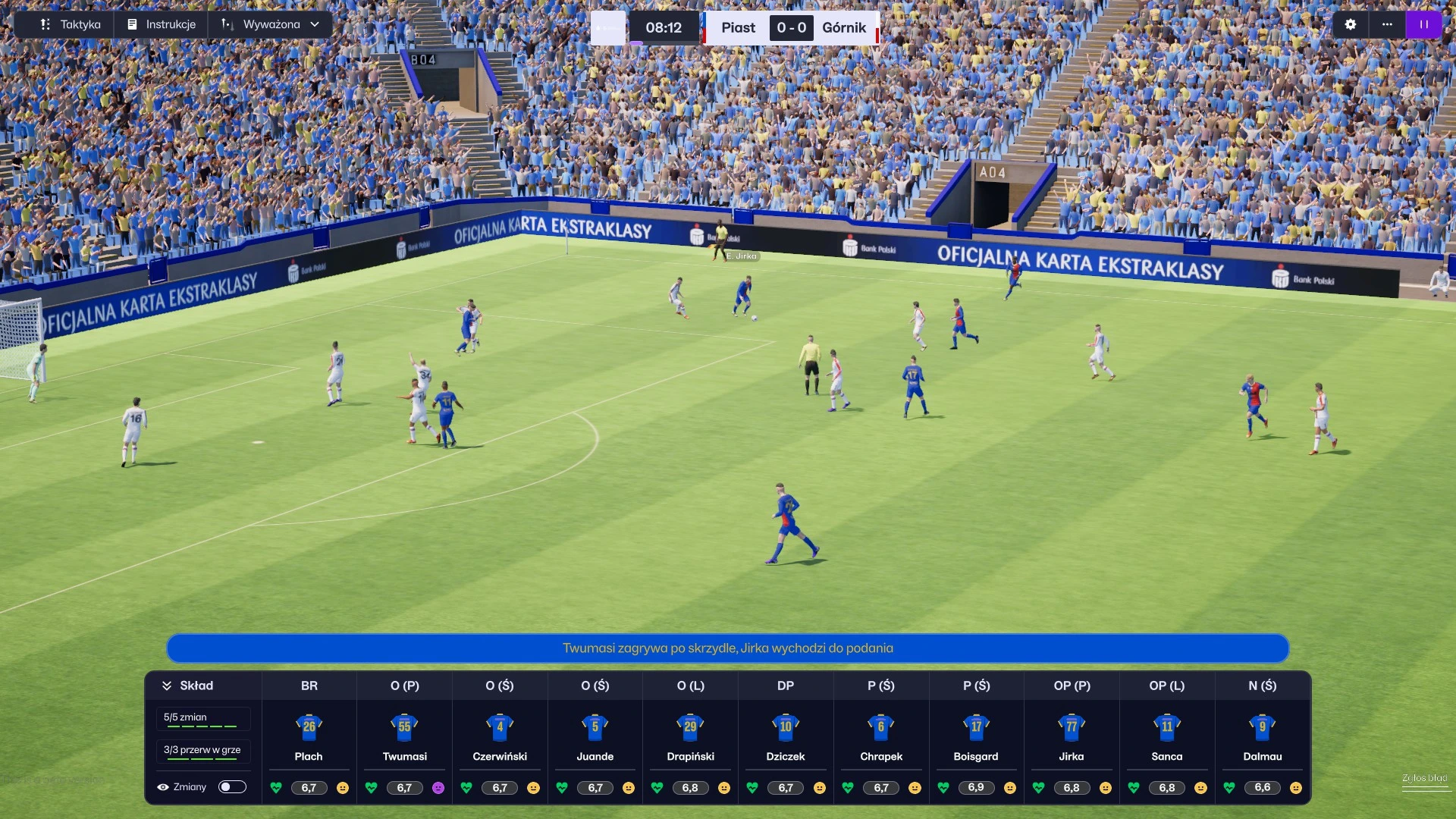 Zrzut ekranu z gry FM26 pokazujący widok meczowy. Na obrazku grają ze sobą drużyny Piasta i Górnika,.