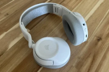 Corsair HS35 - słuchawki pod kątem