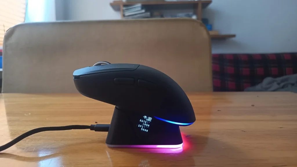 Epomaker NEX (LITE) na stacji dokującej