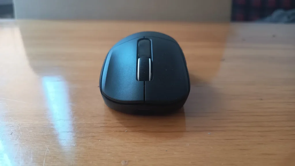 Frontalny rzut kamery na Epomaker NEX (LITE)