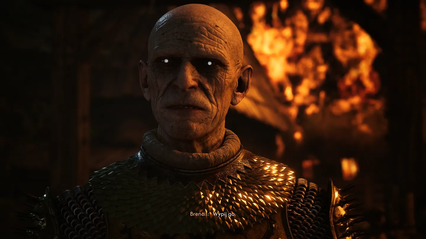 Zbliżenie na Brencisa z gry The Blood of Dawnwalker, stojącego w płomieniach i wypowiadającego kwestię dialogową.
