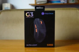 Opakowanie bezprzewodowej myszy Keychron G3 Wireless Mouse w wersji Ultra Light, z oznaczeniem częstotliwości odpytywania 8K.