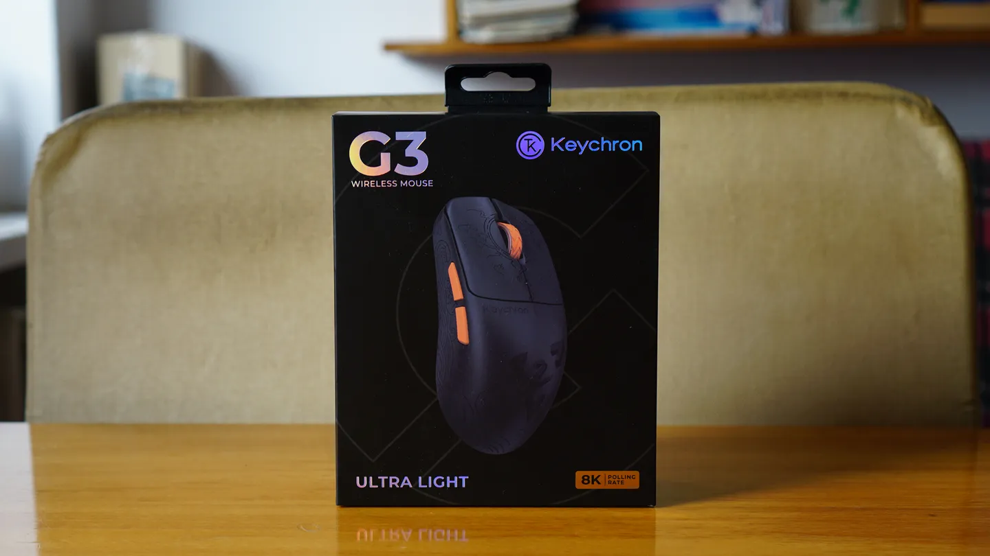 Opakowanie bezprzewodowej myszy Keychron G3 Wireless Mouse w wersji Ultra Light, z oznaczeniem częstotliwości odpytywania 8K.
