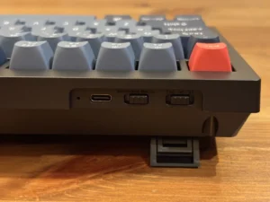 Keychron V1 Max przełączniki i gniazdo usb c