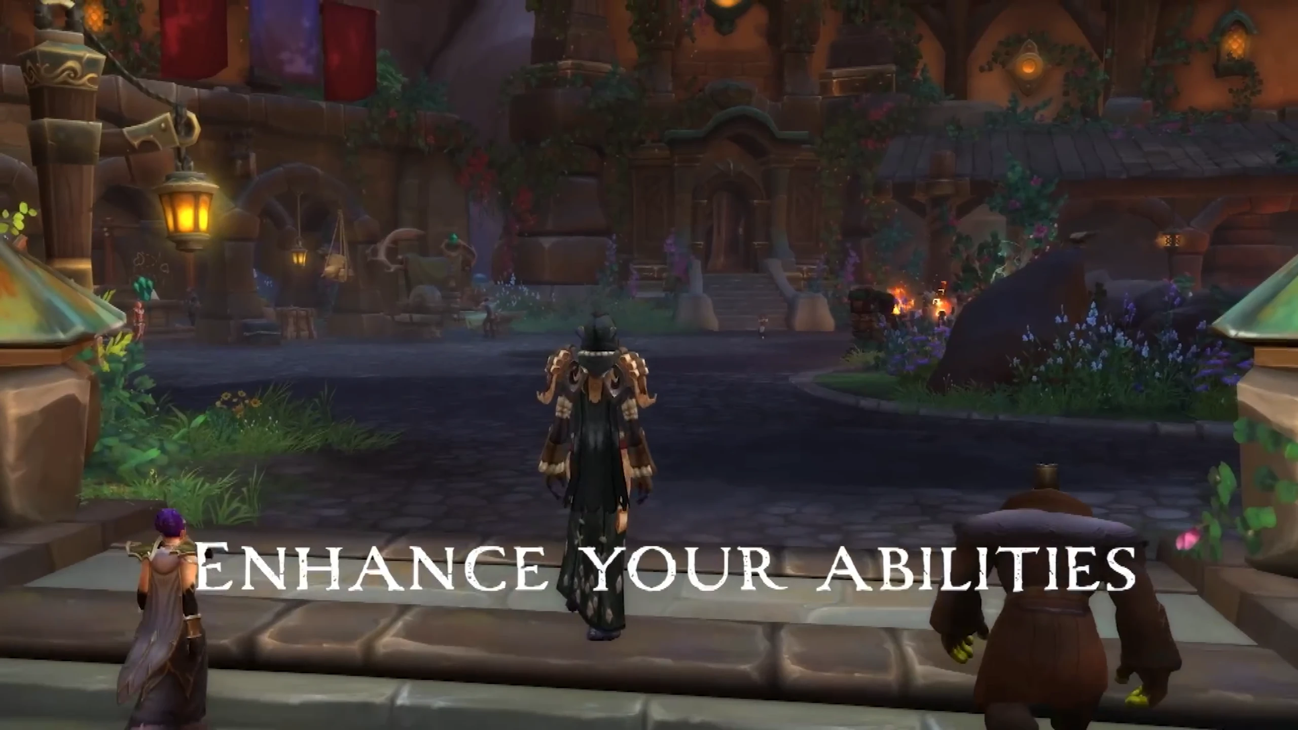 Kadr z World of Warcraft przedstawiający postać stojącą w stylizowanym, pełnym roślin i kolorowych dekoracji mieście; na ekranie widnieje napis „ENHANCE YOUR ABILITIES”.
