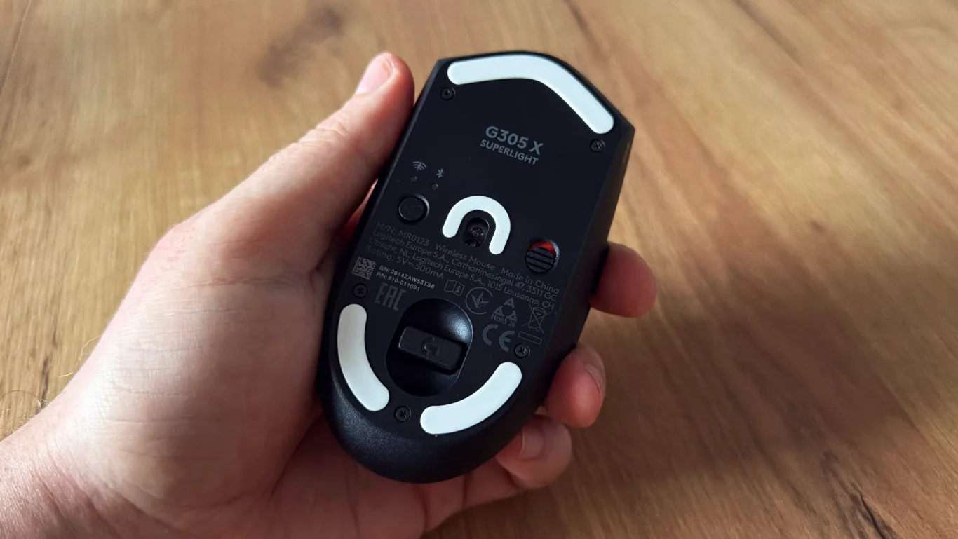 Spód myszki Logitech G305 X SUPERLIGHT