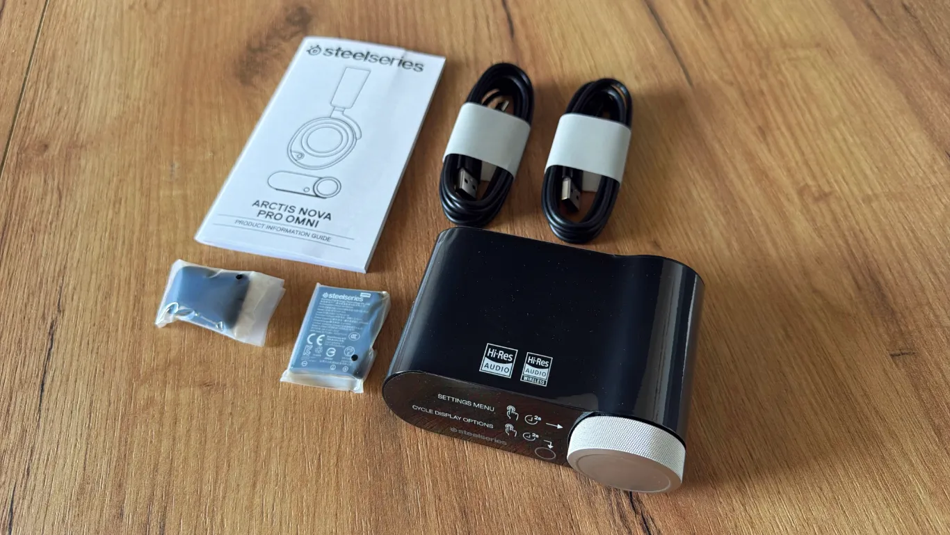 Zawartość zestawu SteelSeries Arctis Nova Pro Omni